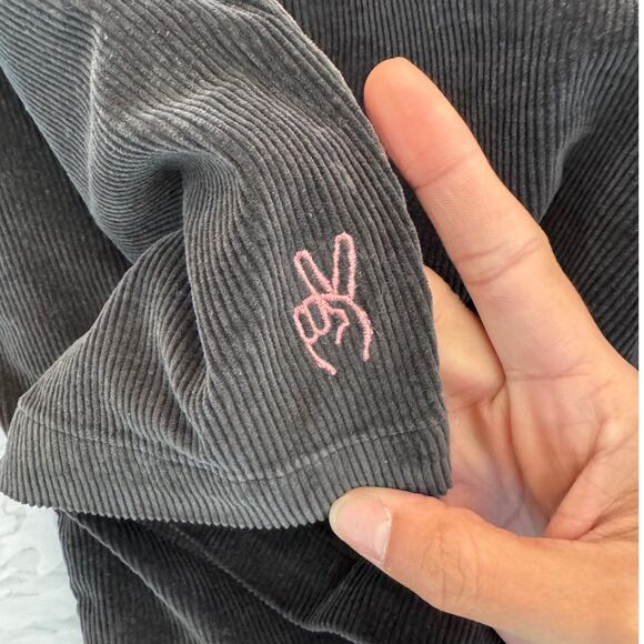 Marine Layer Men's Saturday Corduroy Short in Faded Black Size Medium - Picture 6 of 6